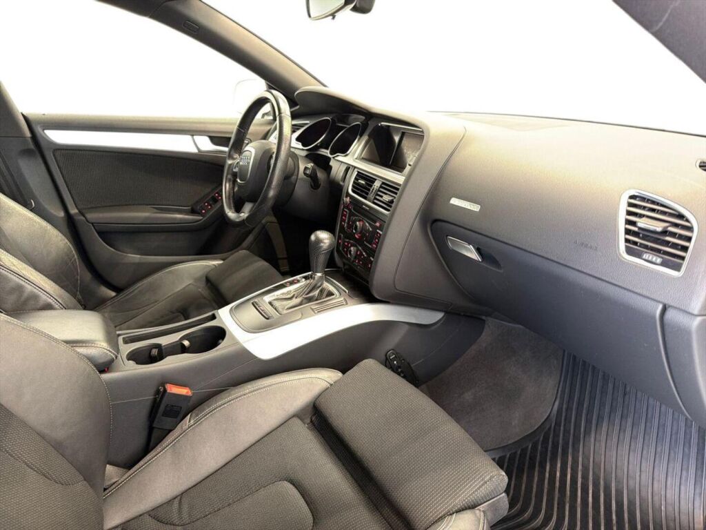 Audi A5 2011 Valkoinen