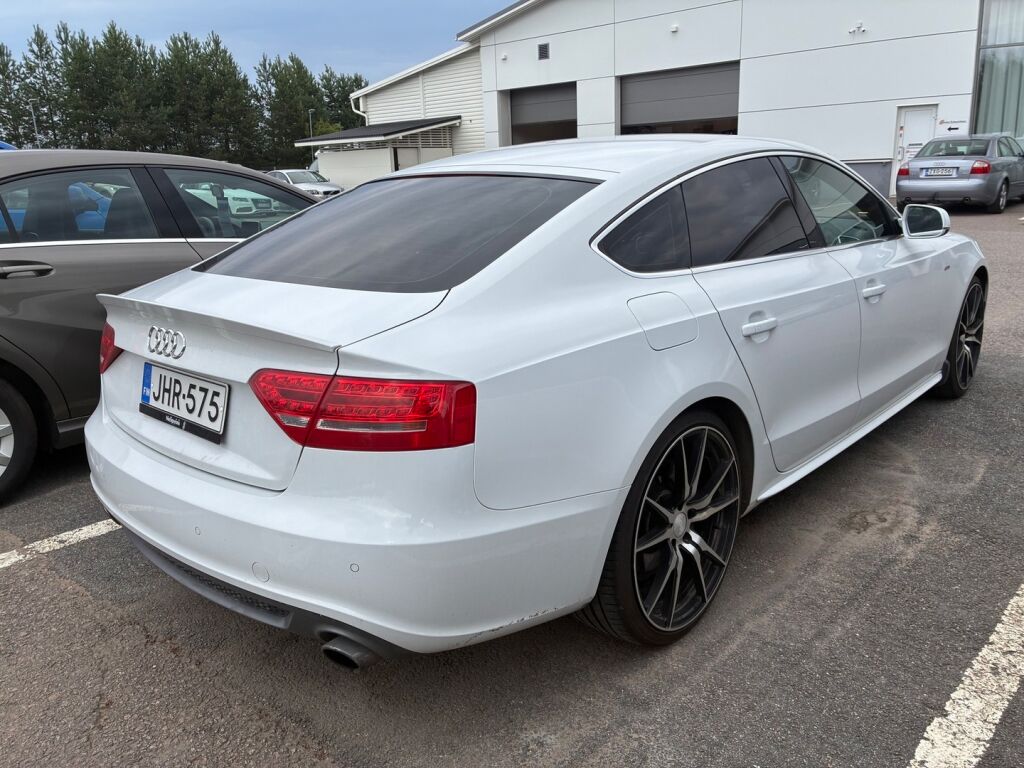Audi A5 2011 Valkoinen