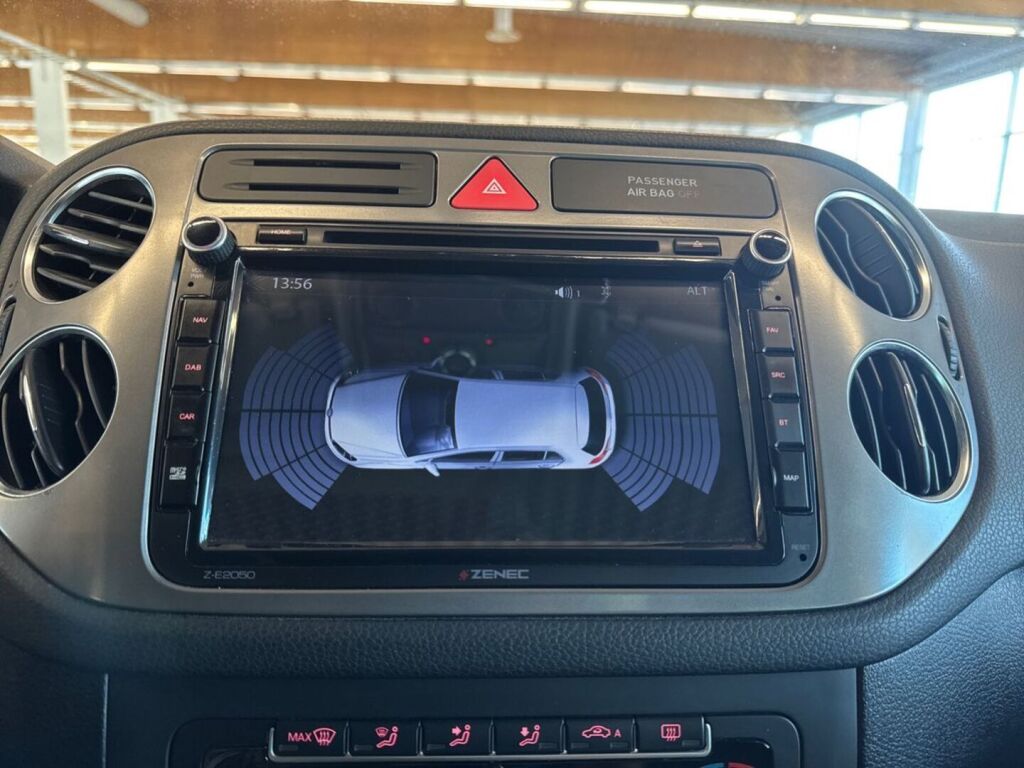 Volkswagen Tiguan 2011 Musta