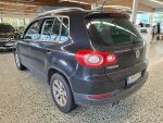 Volkswagen Tiguan 2011 Musta