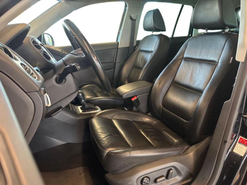 Volkswagen Tiguan 2011 Musta