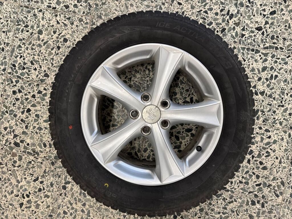 Skoda Yeti 2011 Harmaa