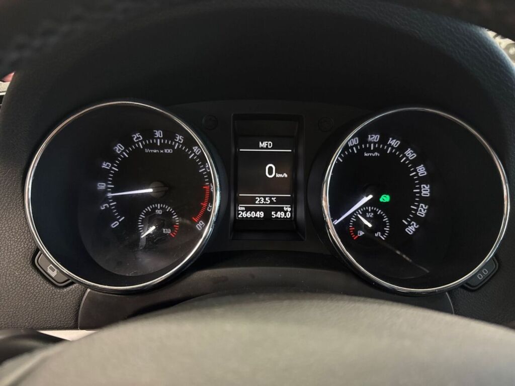 Skoda Yeti 2011 Harmaa