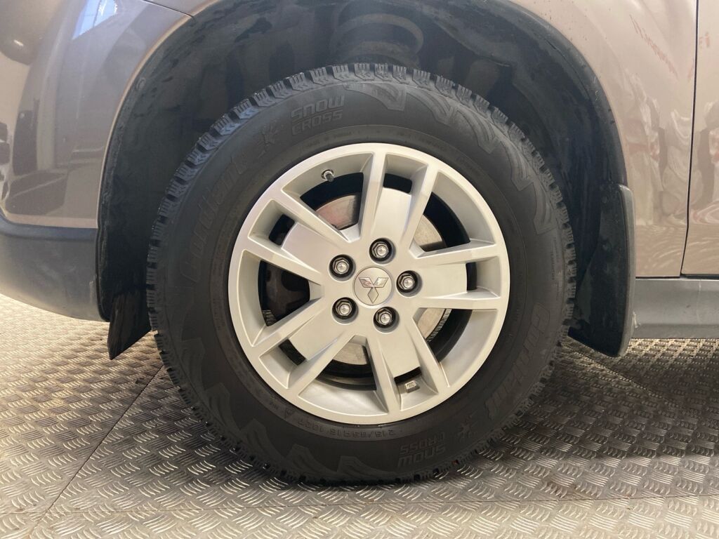 Mitsubishi ASX 2011 Ruskea (beige)