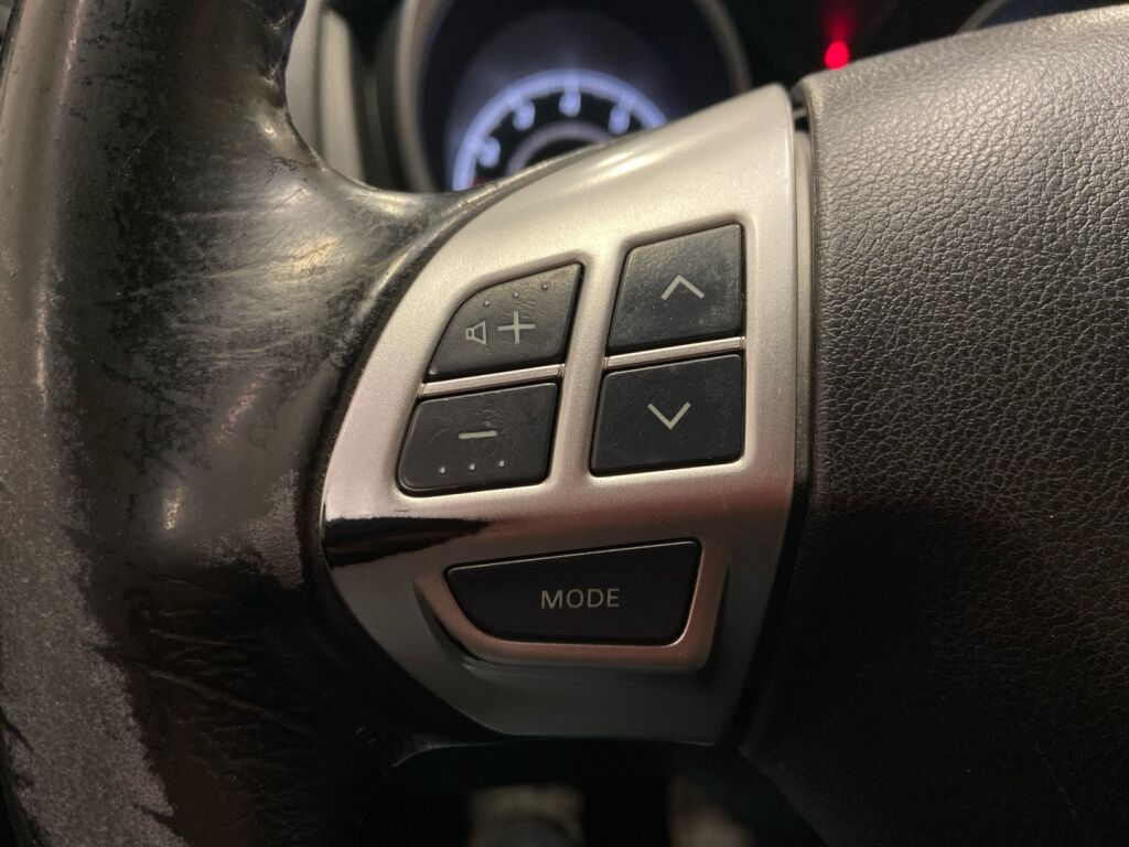 Mitsubishi ASX 2011 Ruskea (beige)