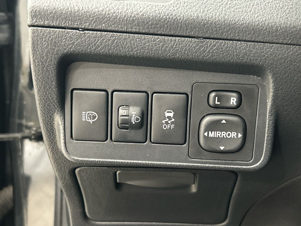Toyota Corolla 2008 Musta