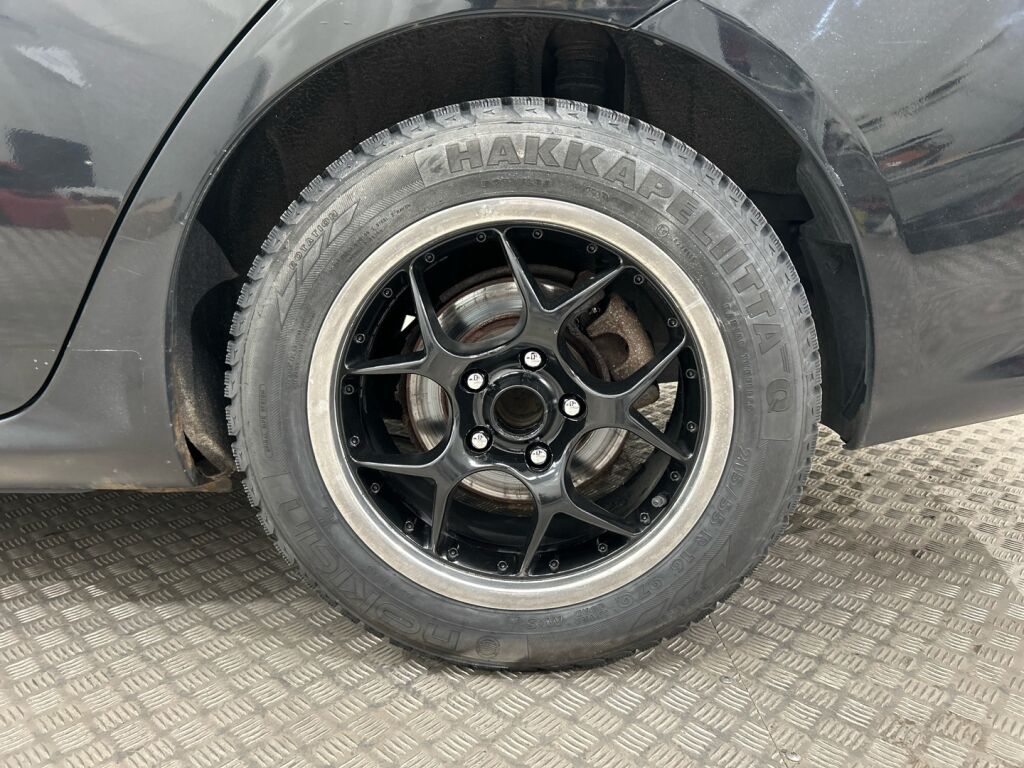 Toyota Corolla 2008 Musta