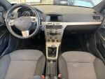 Opel Astra 2009 Punainen
