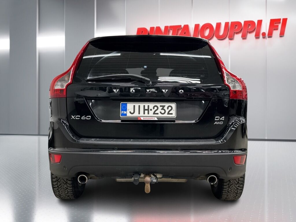 Volvo XC60 2012 Musta