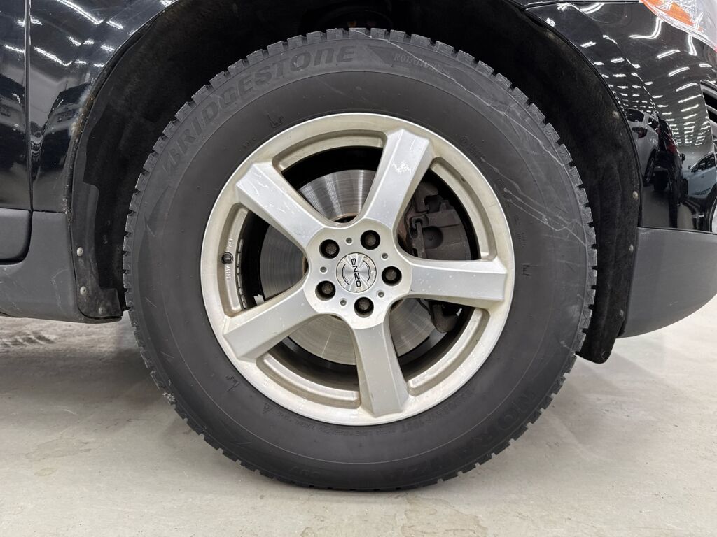 Volvo XC60 2012 Musta