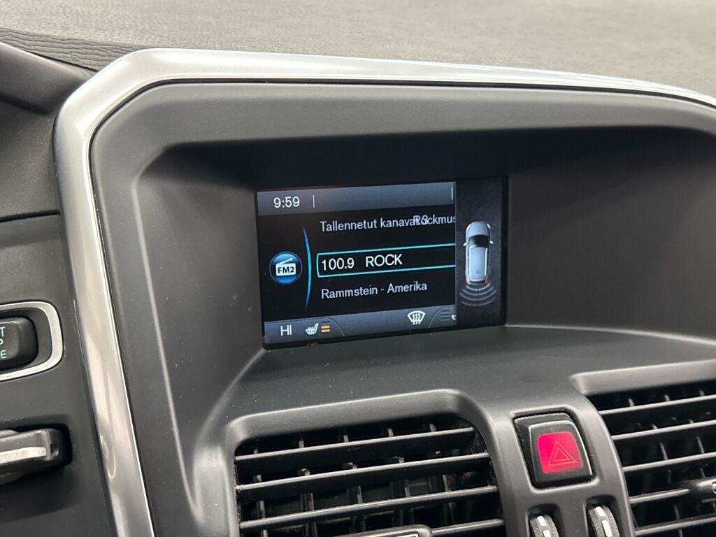 Volvo XC60 2012 Musta