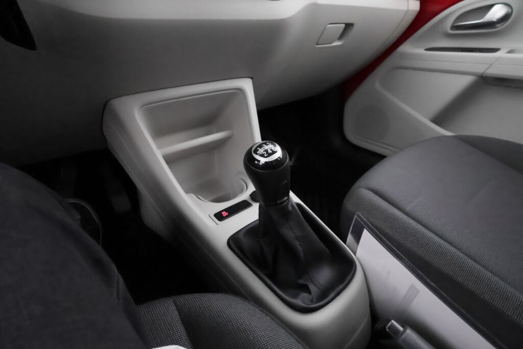 Volkswagen up! 2012 Punainen