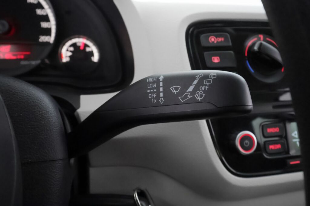 Volkswagen up! 2012 Punainen