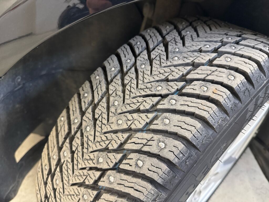 Volkswagen Golf 2013 Musta