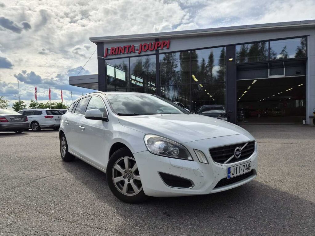 Volvo V60 2012 Valkoinen