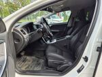Volvo V60 2012 Valkoinen