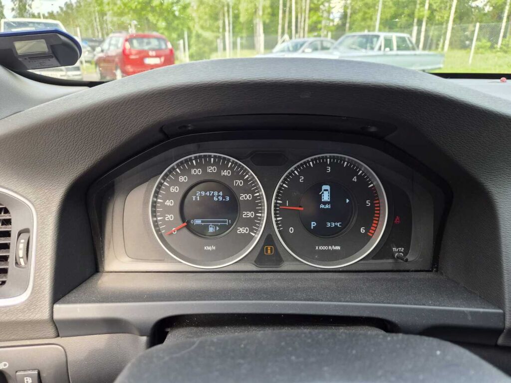 Volvo V60 2012 Valkoinen