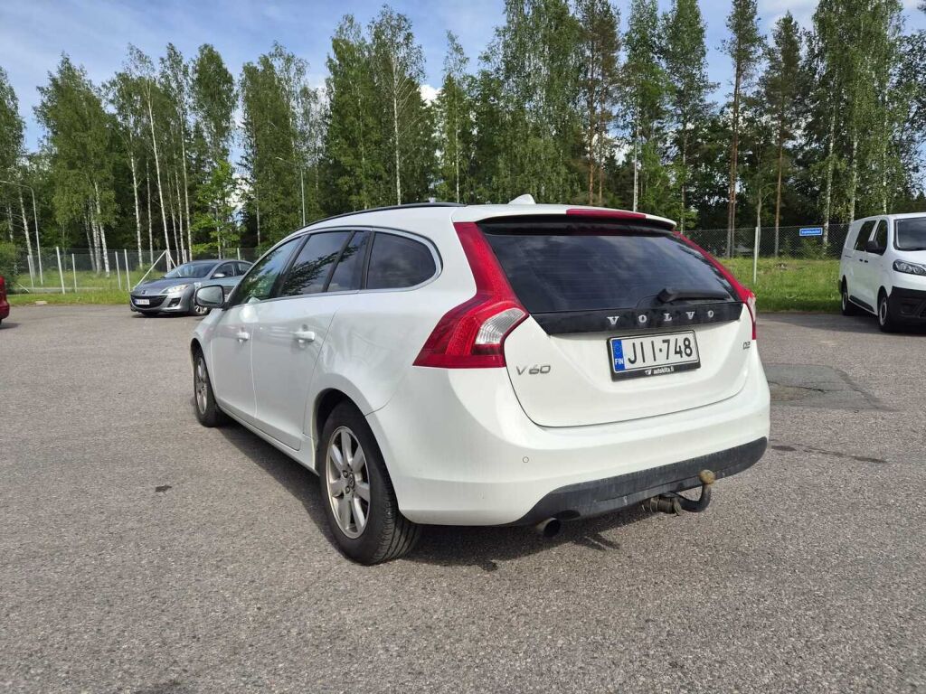 Volvo V60 2012 Valkoinen