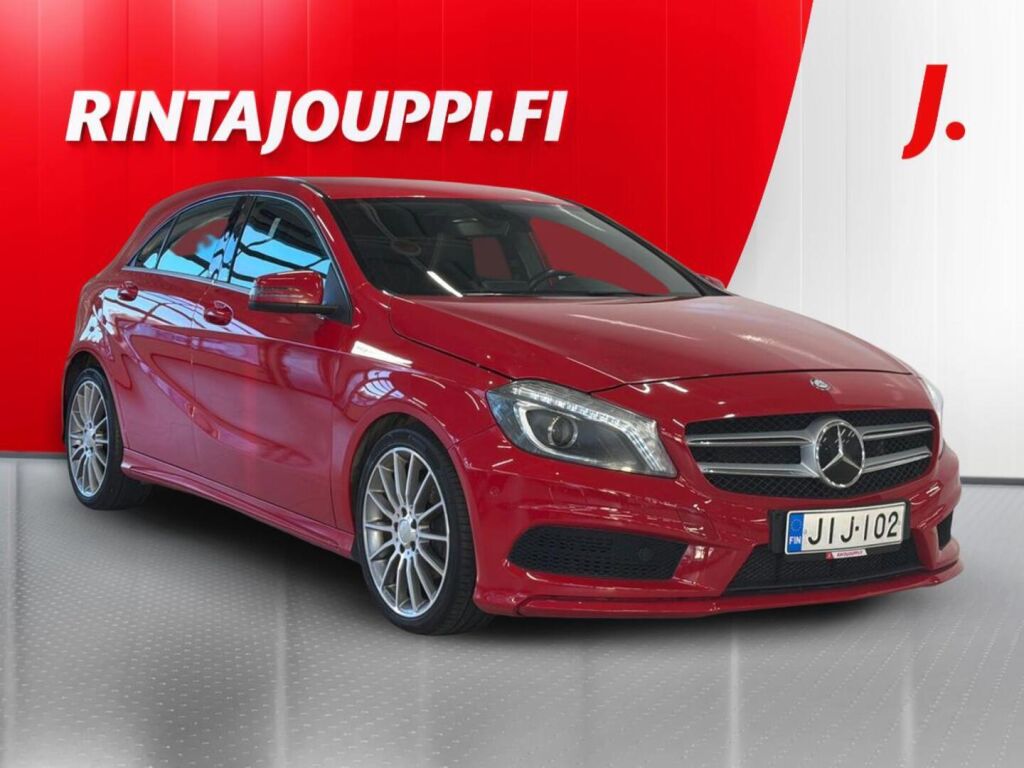 Mercedes-Benz A 2012 Punainen