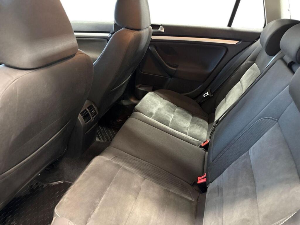 Volkswagen Golf 2012 Hopea