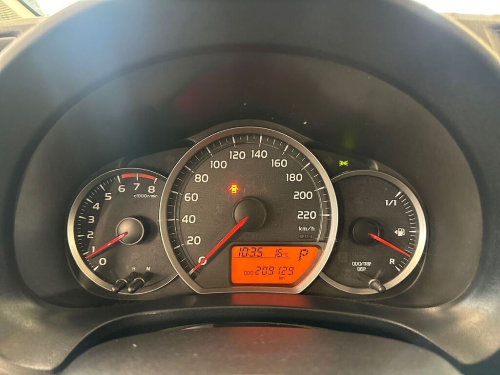 Toyota Yaris 2013 Harmaa