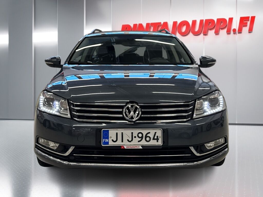 Volkswagen Passat 2012 Harmaa