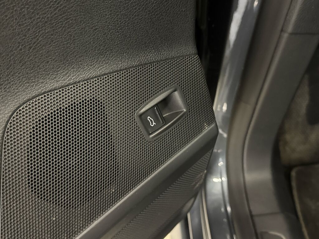 Volkswagen Passat 2012 Harmaa