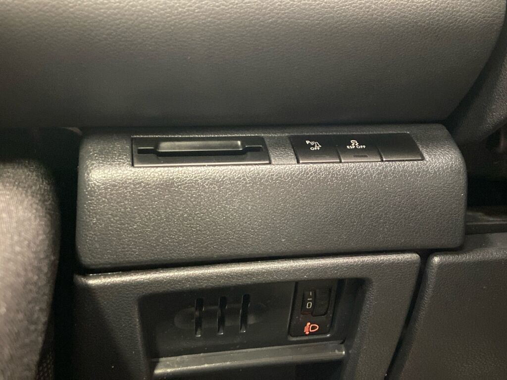 Peugeot 3008 2011 Harmaa