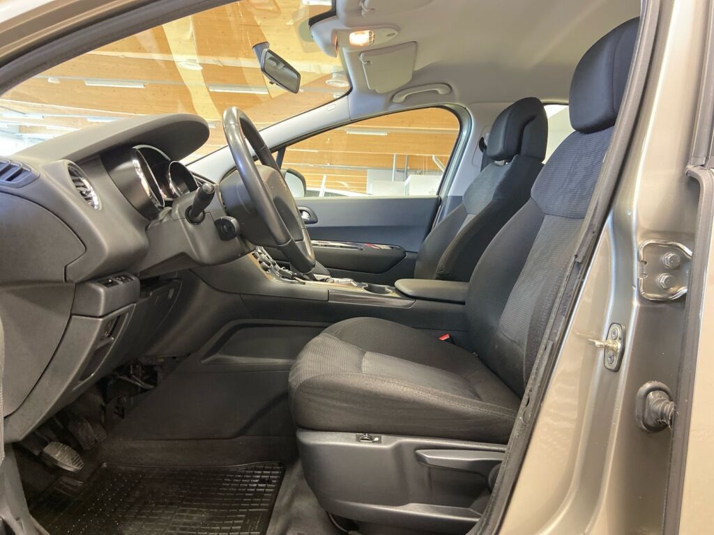 Peugeot 3008 2011 Harmaa