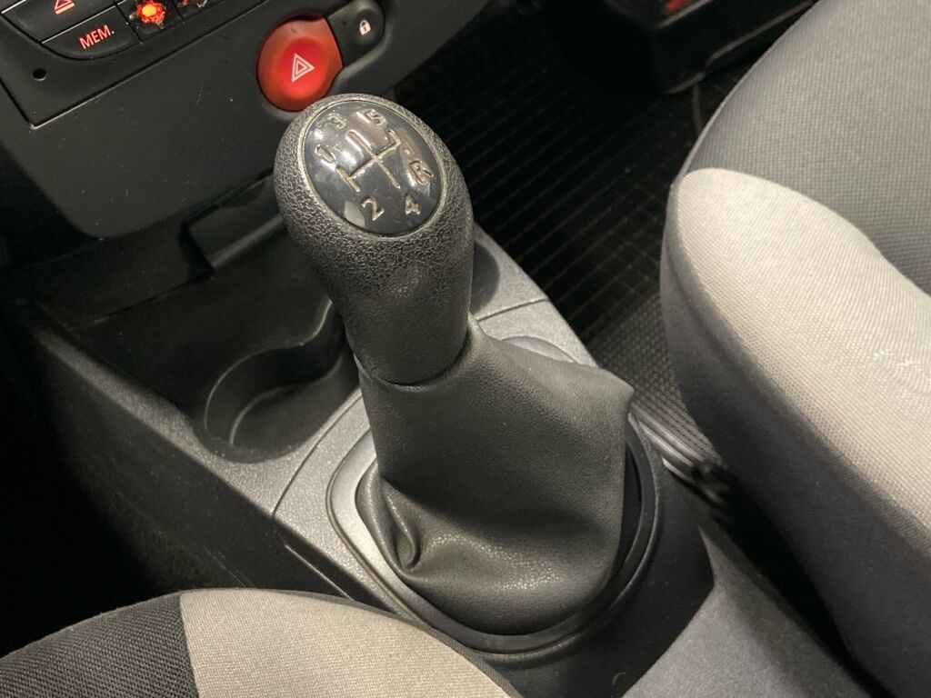 Renault Clio 2011 Valkoinen