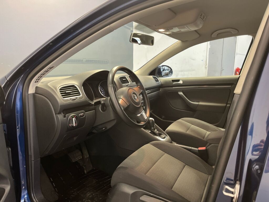 Volkswagen Golf 2011 Harmaa