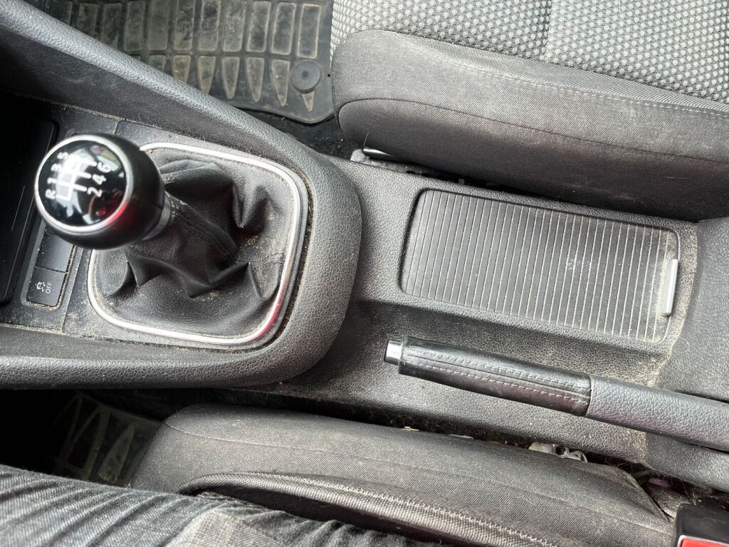 Volkswagen Golf 2011 Harmaa