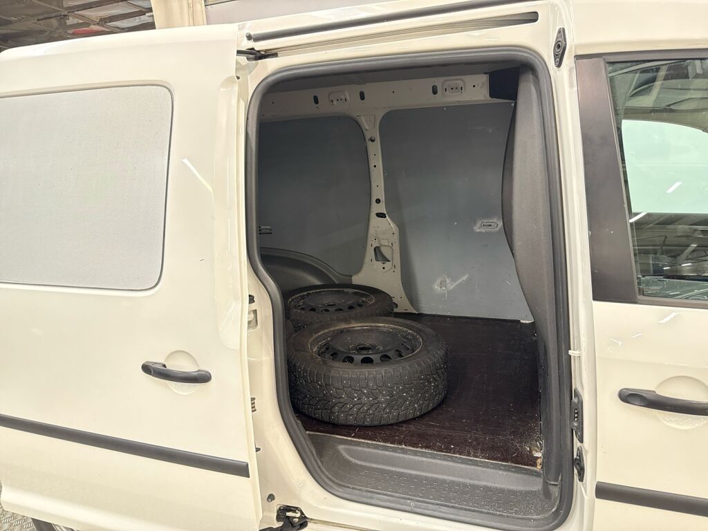 Volkswagen Caddy Maxi 2011 Valkoinen