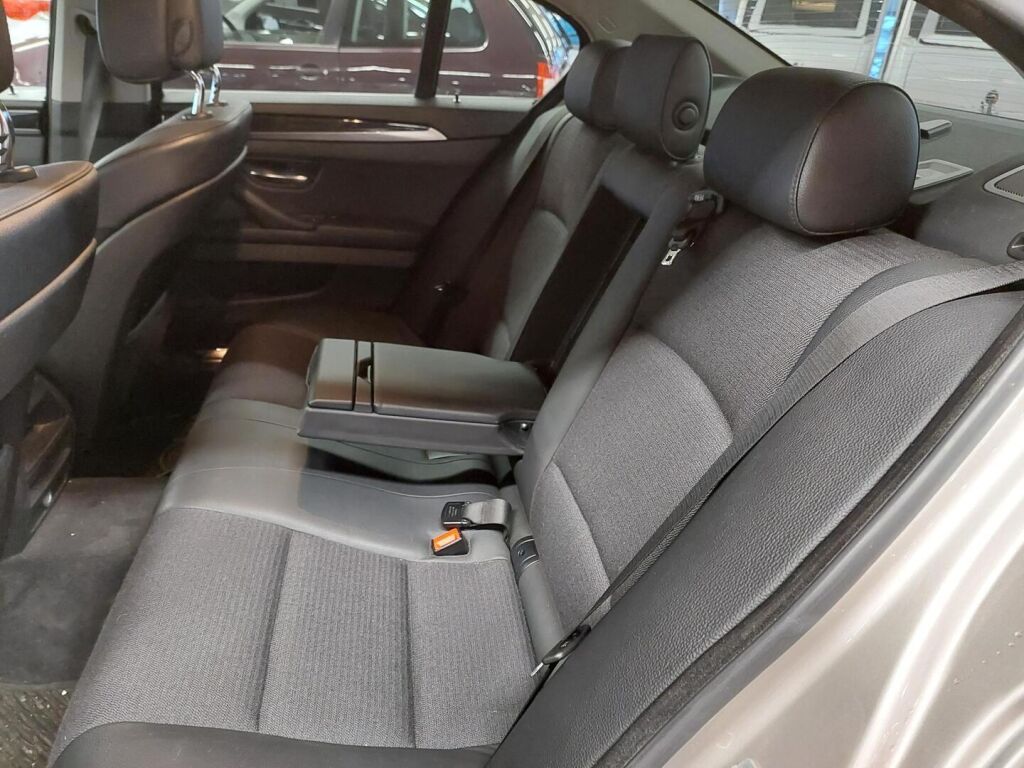BMW 530 2012 Harmaa