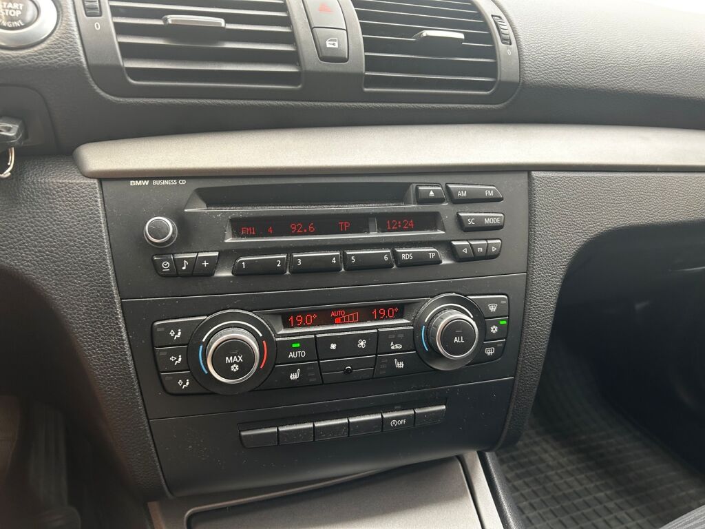 BMW 116 2011 Harmaa