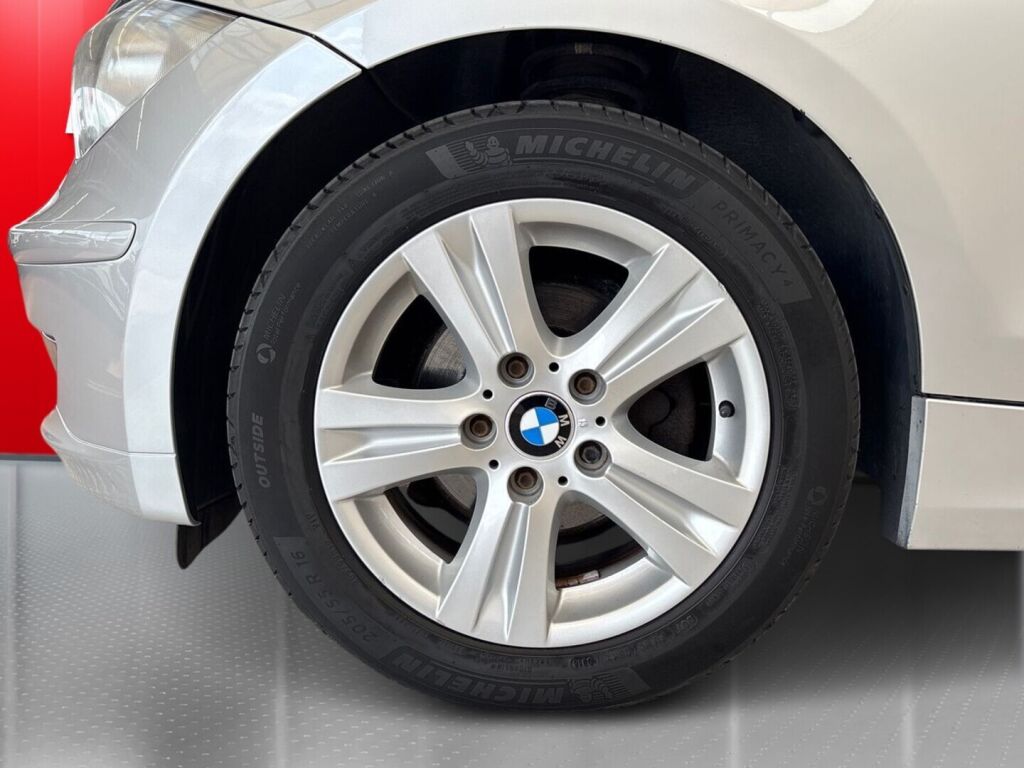 BMW 116 2011 Harmaa