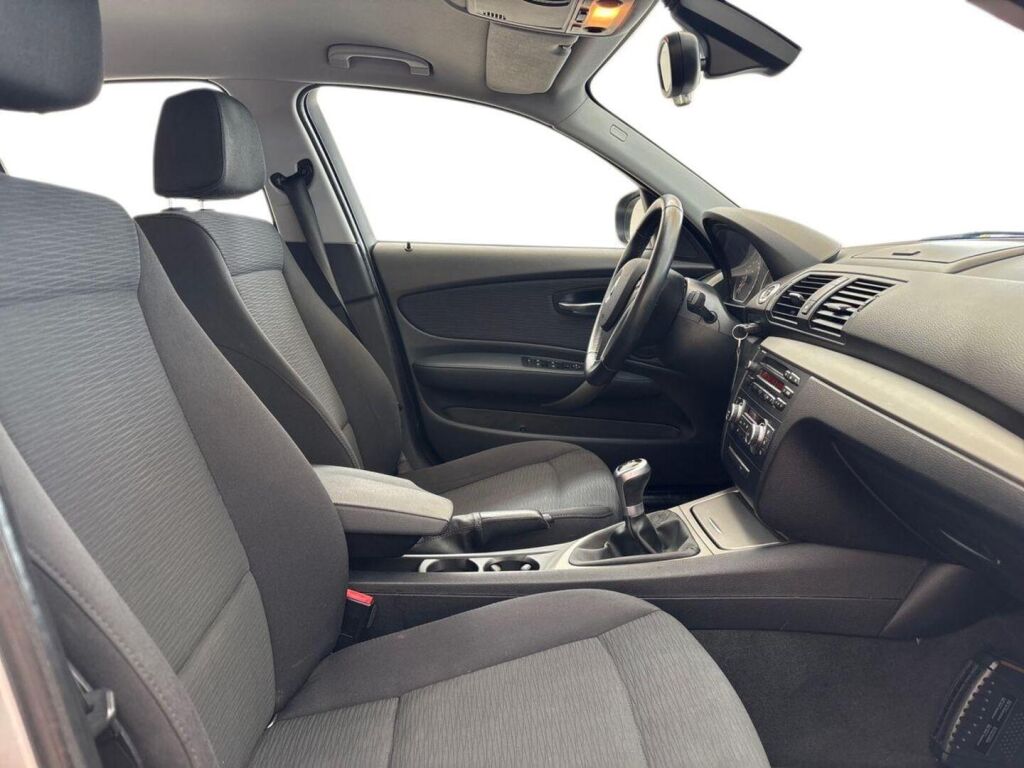BMW 116 2011 Harmaa