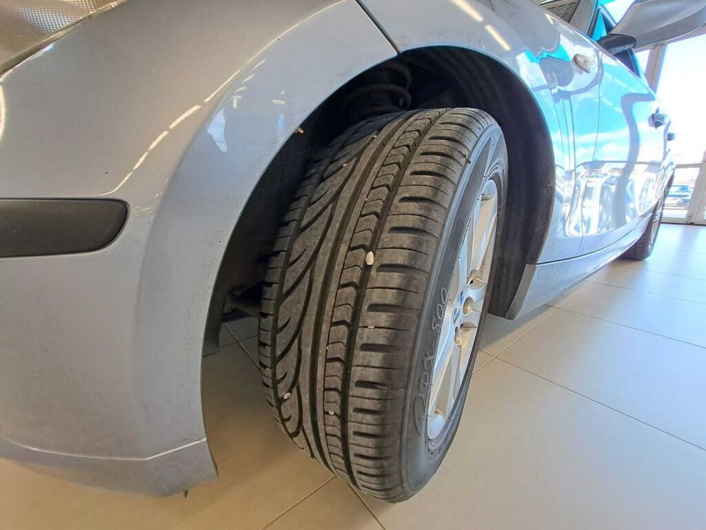 BMW 116 2011 Sininen