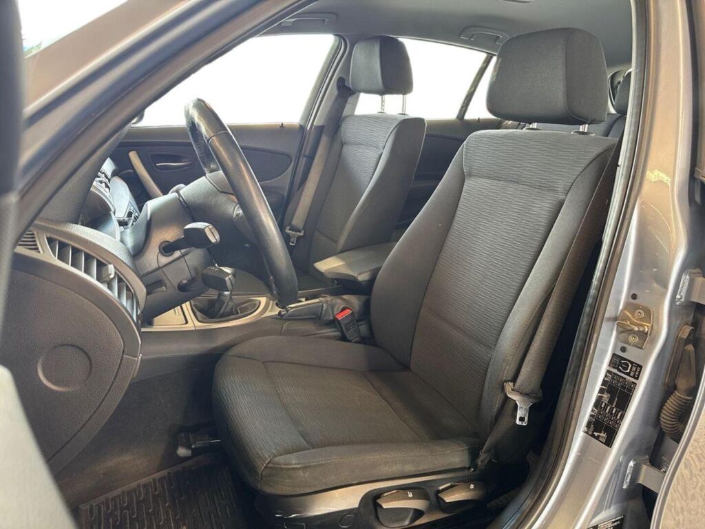 BMW 116 2011 Sininen