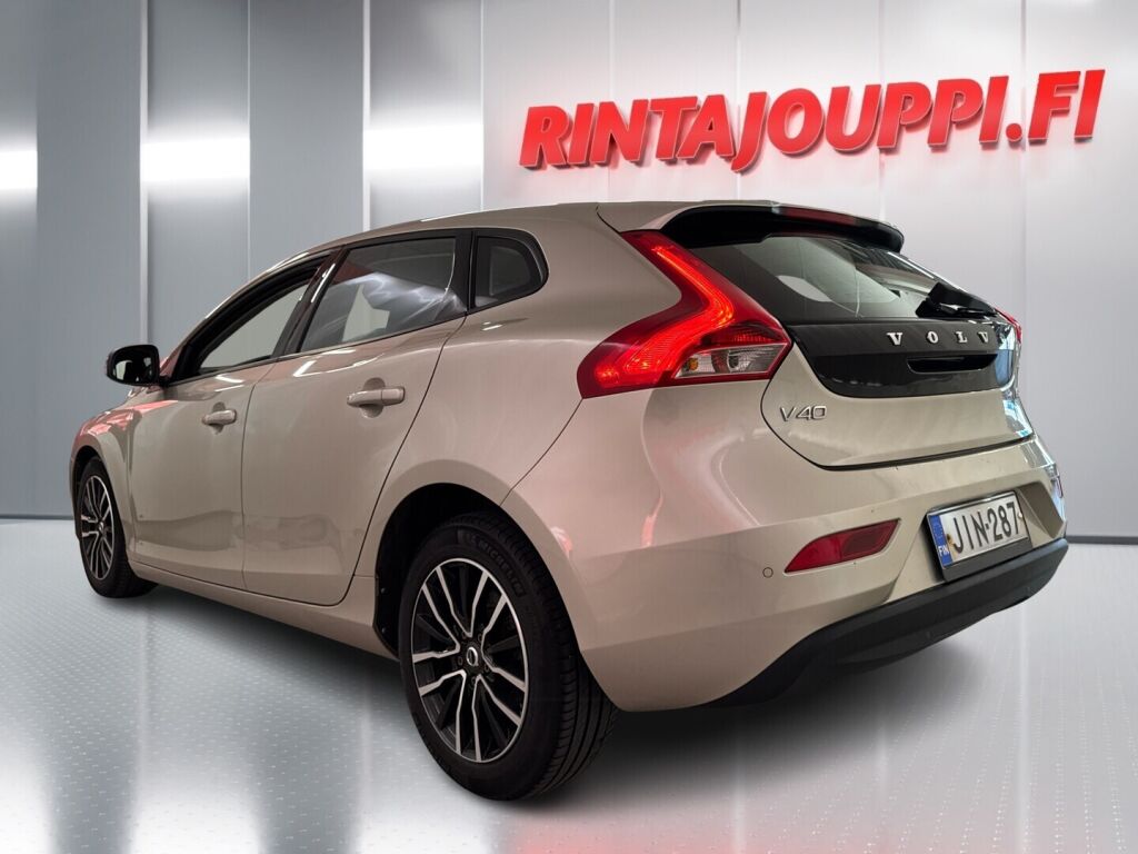 Volvo V40 2017 Ruskea (beige)