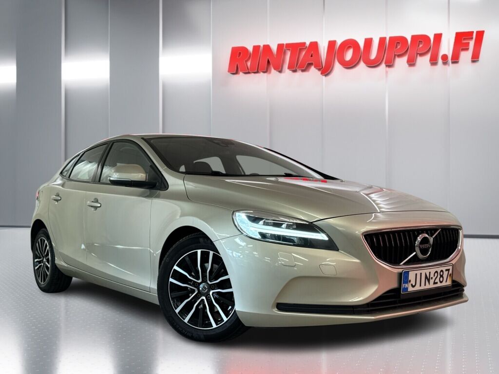 Volvo V40 2017 Ruskea (beige)