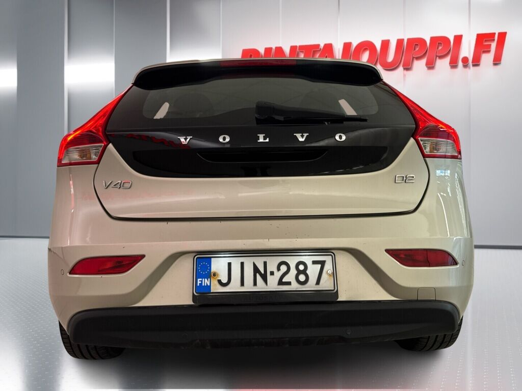 Volvo V40 2017 Ruskea (beige)