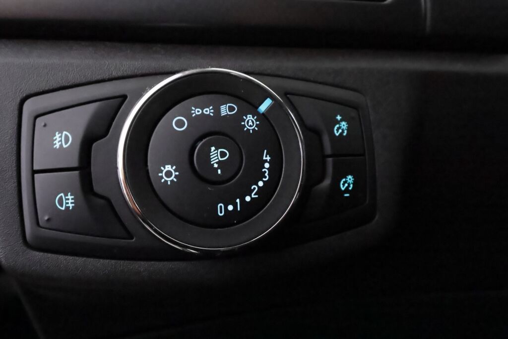 Ford Mondeo 2017 Musta