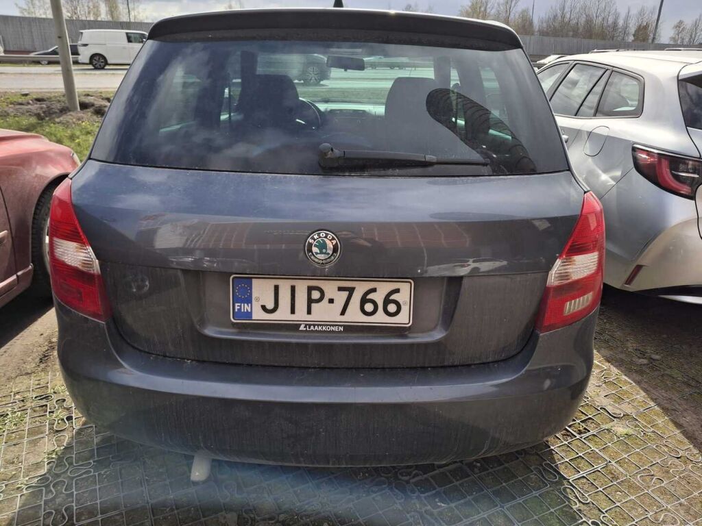 Skoda Fabia 2011 Harmaa