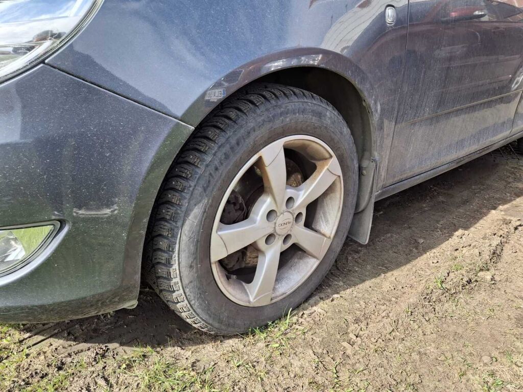 Skoda Fabia 2011 Harmaa