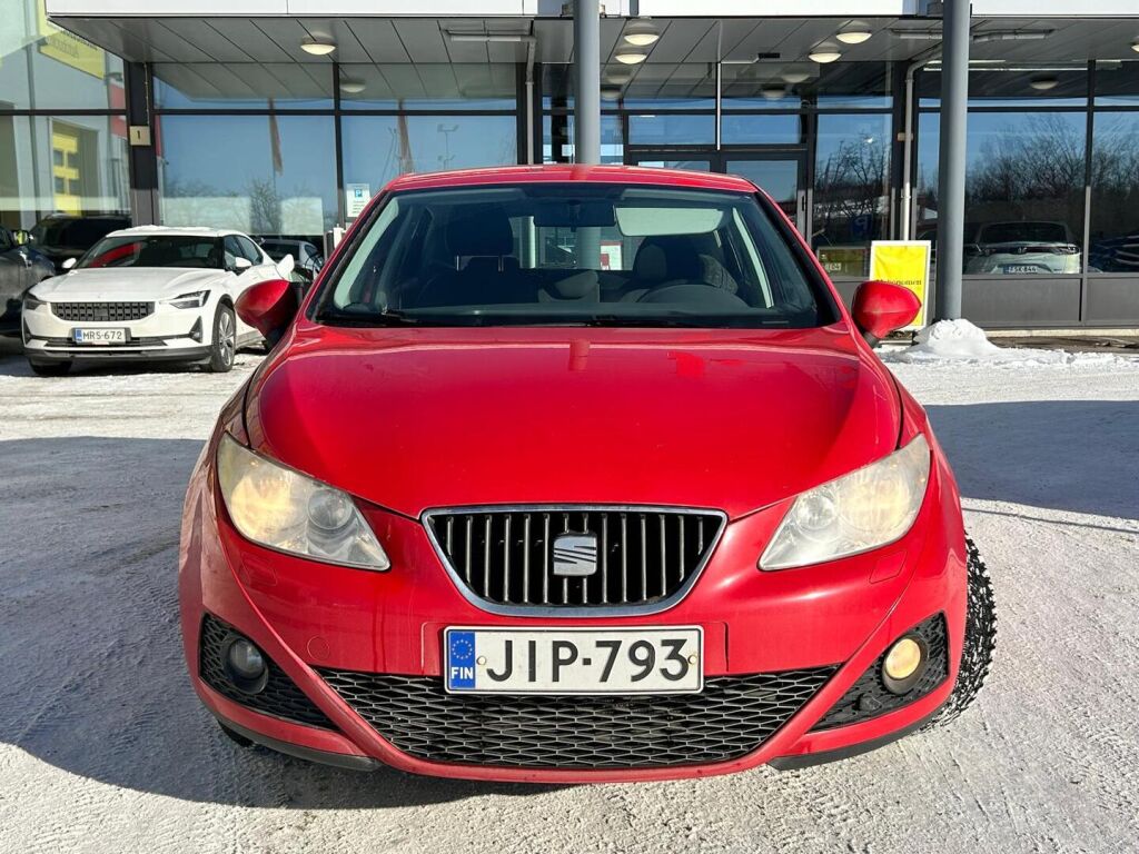 Seat Ibiza 2011 Punainen