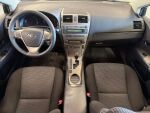 Toyota Avensis 2011 Musta