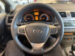 Toyota Avensis 2011 Musta