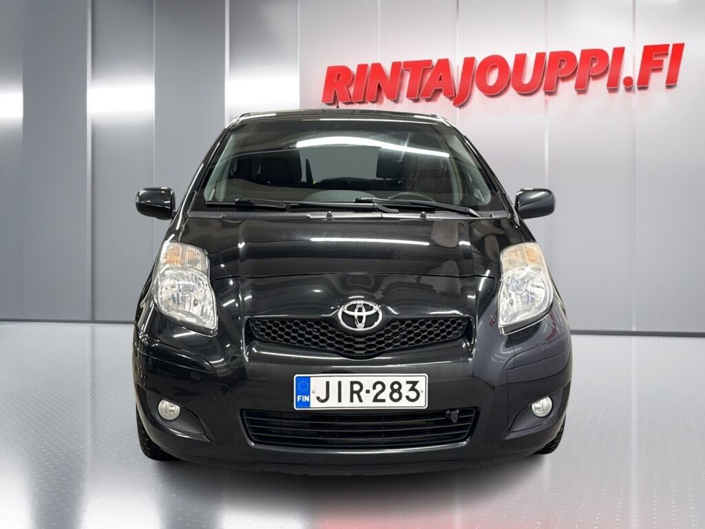 Toyota Yaris 2011 Musta