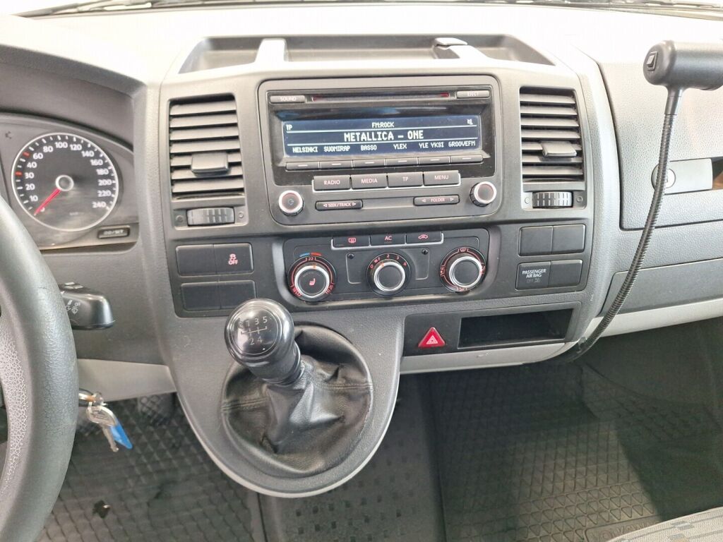 Volkswagen Transporter 2011 Valkoinen